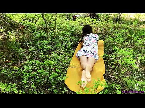 ❤️ Stranger on Tinder Masturbates My Pussy and Fucks Passionately in the woods (En främling på Tinder onanerar min fitta och knullar passionerat i skogen) ❤️❌ Porno at us sv.xsexshop.ru ❌❤