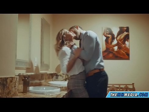 ❤️ När en bystig blondin förför dig på en offentlig toalett ❤️❌ Porno at us sv.xsexshop.ru ❌❤